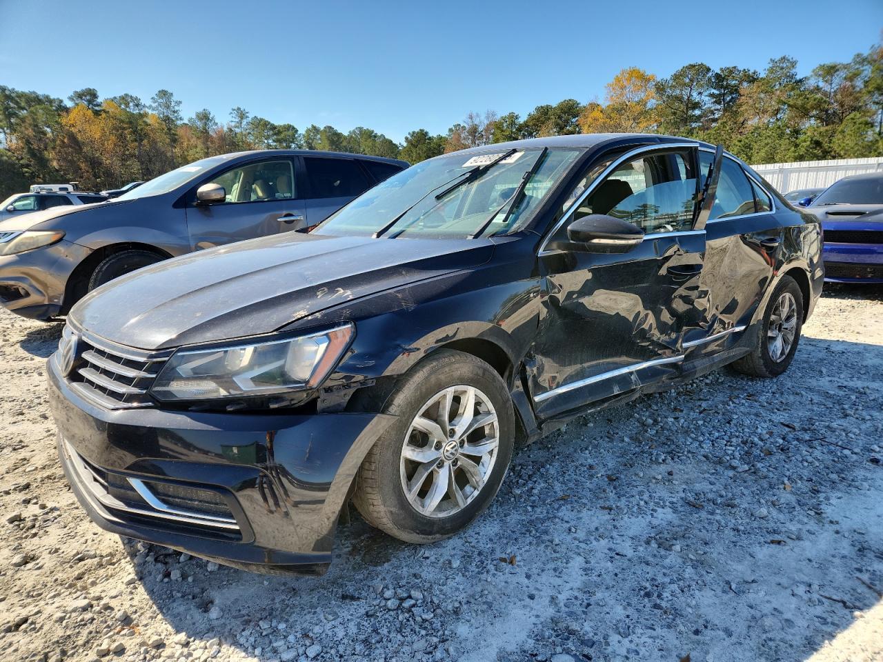 2017 VOLKSWAGEN Passat