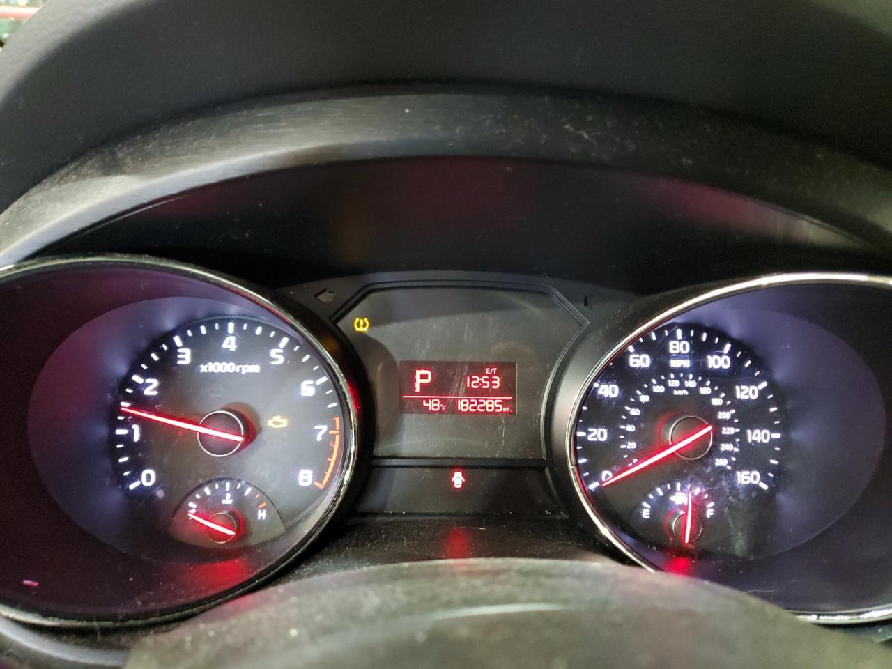 2016 KIA SEDONA