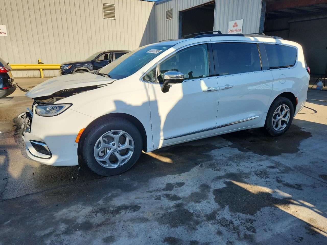 2023 CHRYSLER Pacifica