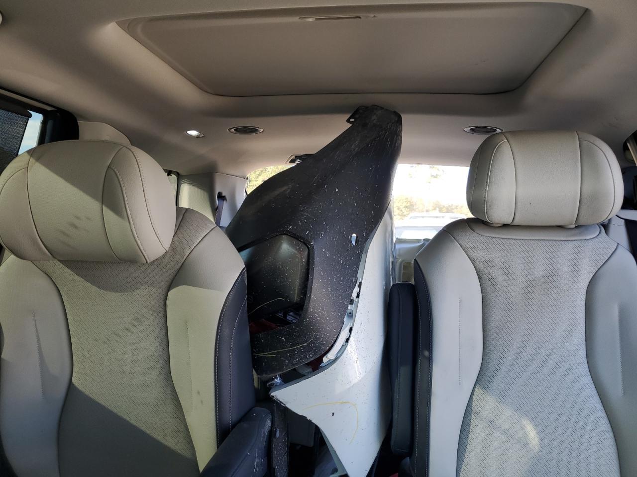 2025 KIA Carnival
