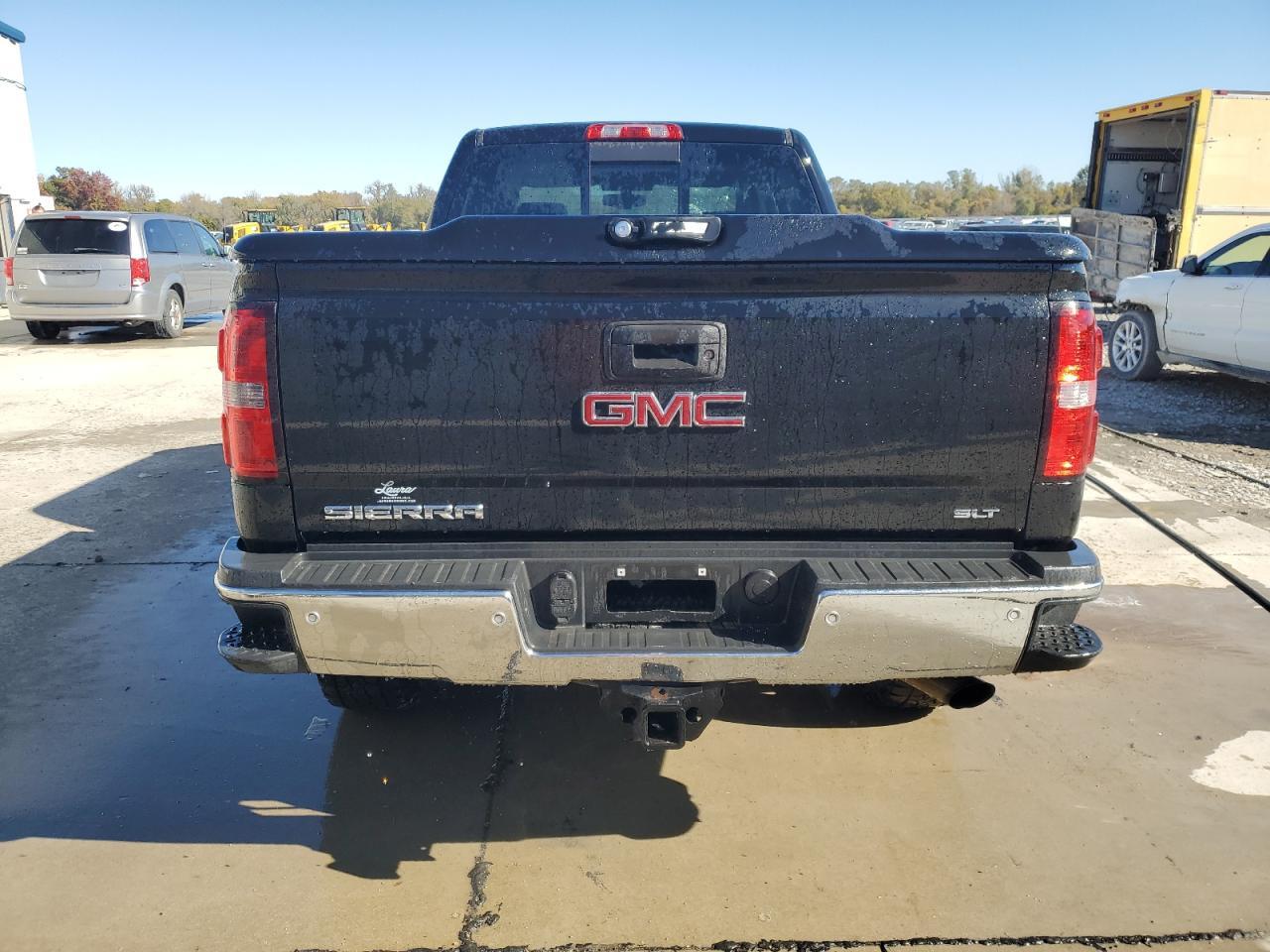 2016 GMC Sierra