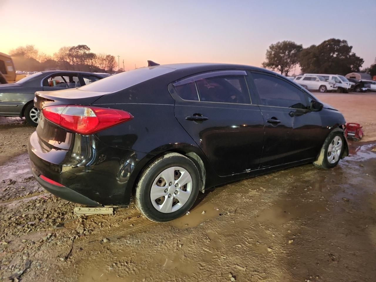 2016 KIA FORTE