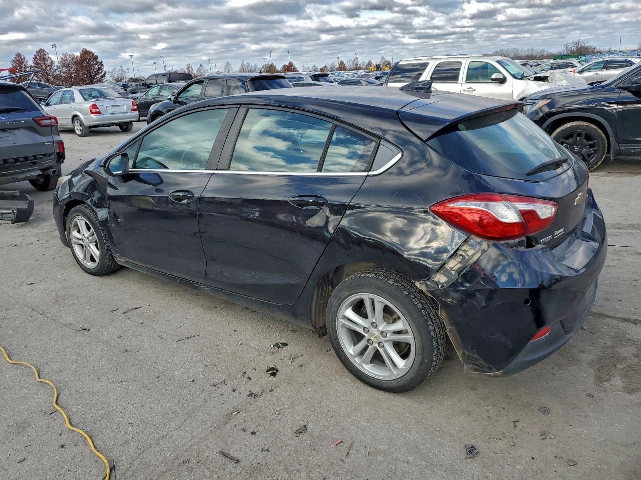2017 CHEVROLET CRUZE