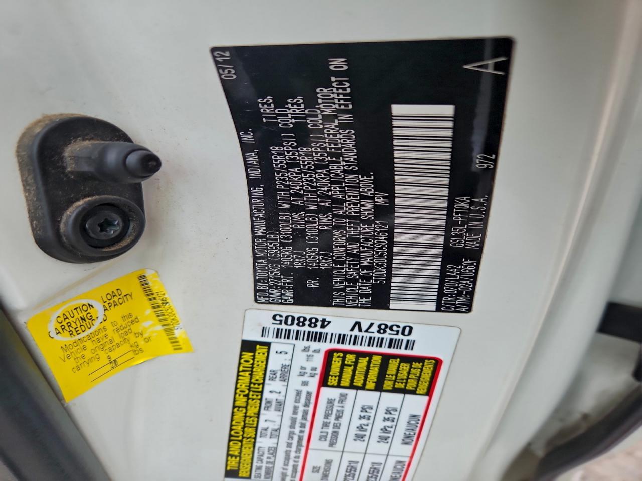 2012 TOYOTA SIENNA