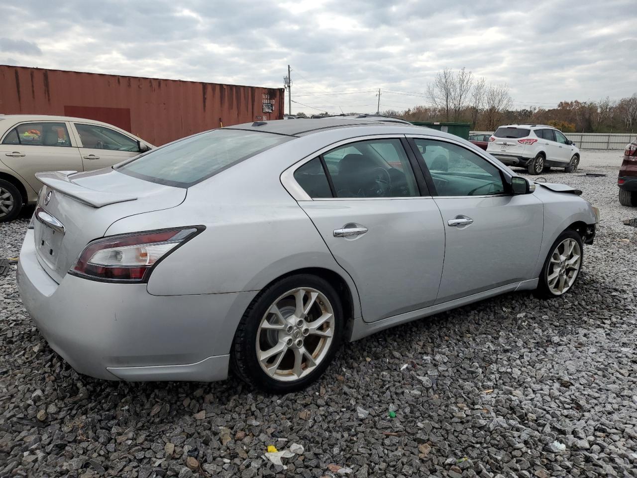 2012 NISSAN Maxima