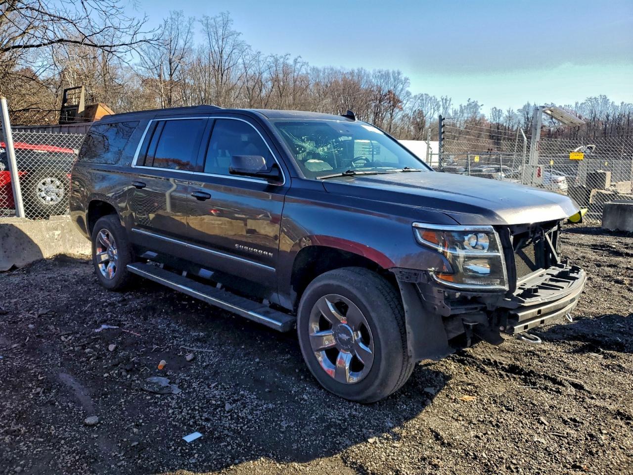 2016 CHEVROLET Suburban
