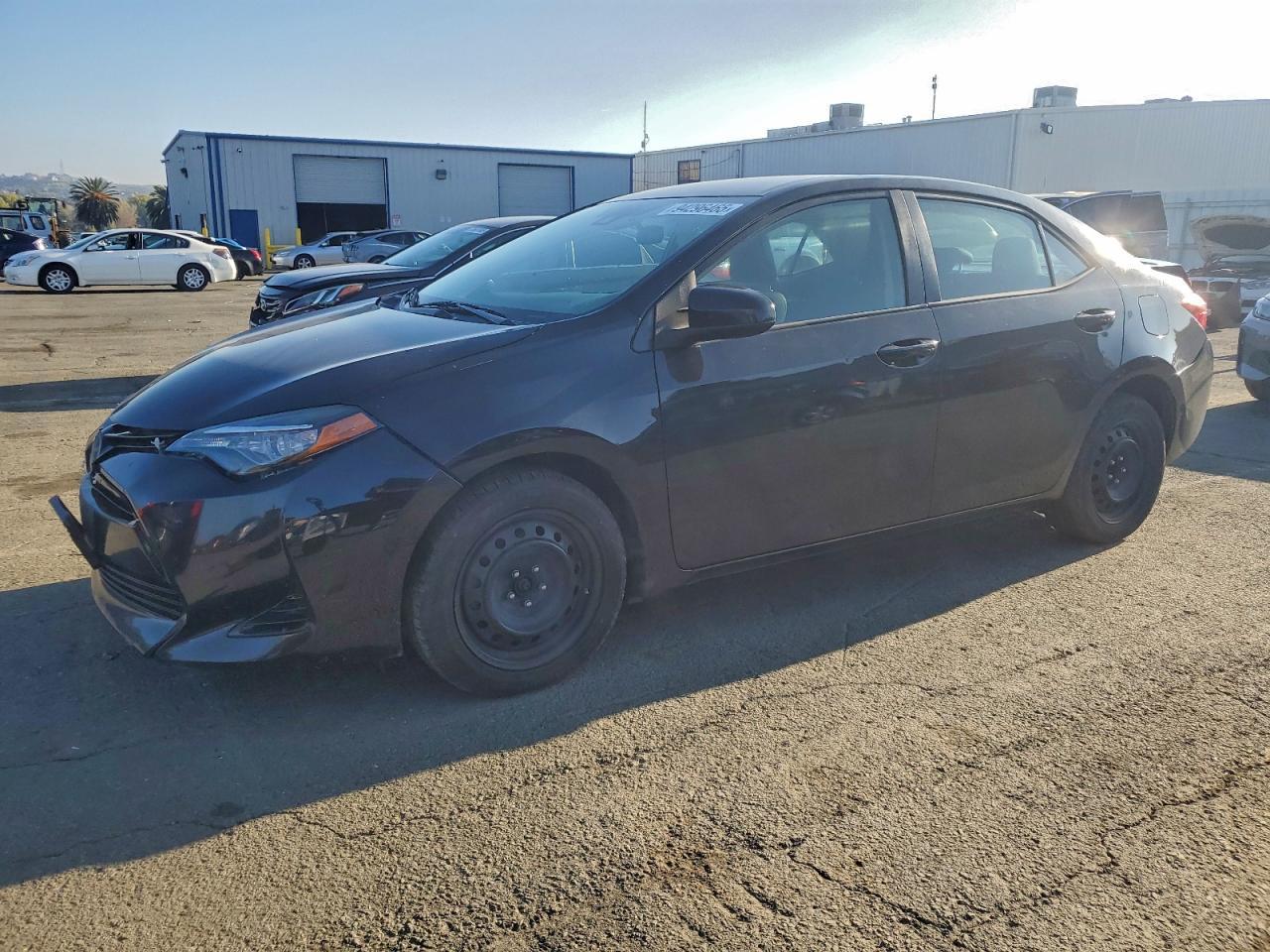 2017 TOYOTA COROLLA