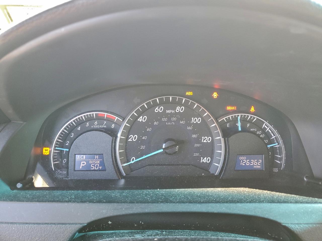 2014 TOYOTA CAMRY