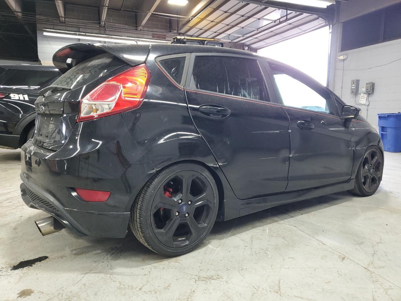 2017 FORD Fiesta