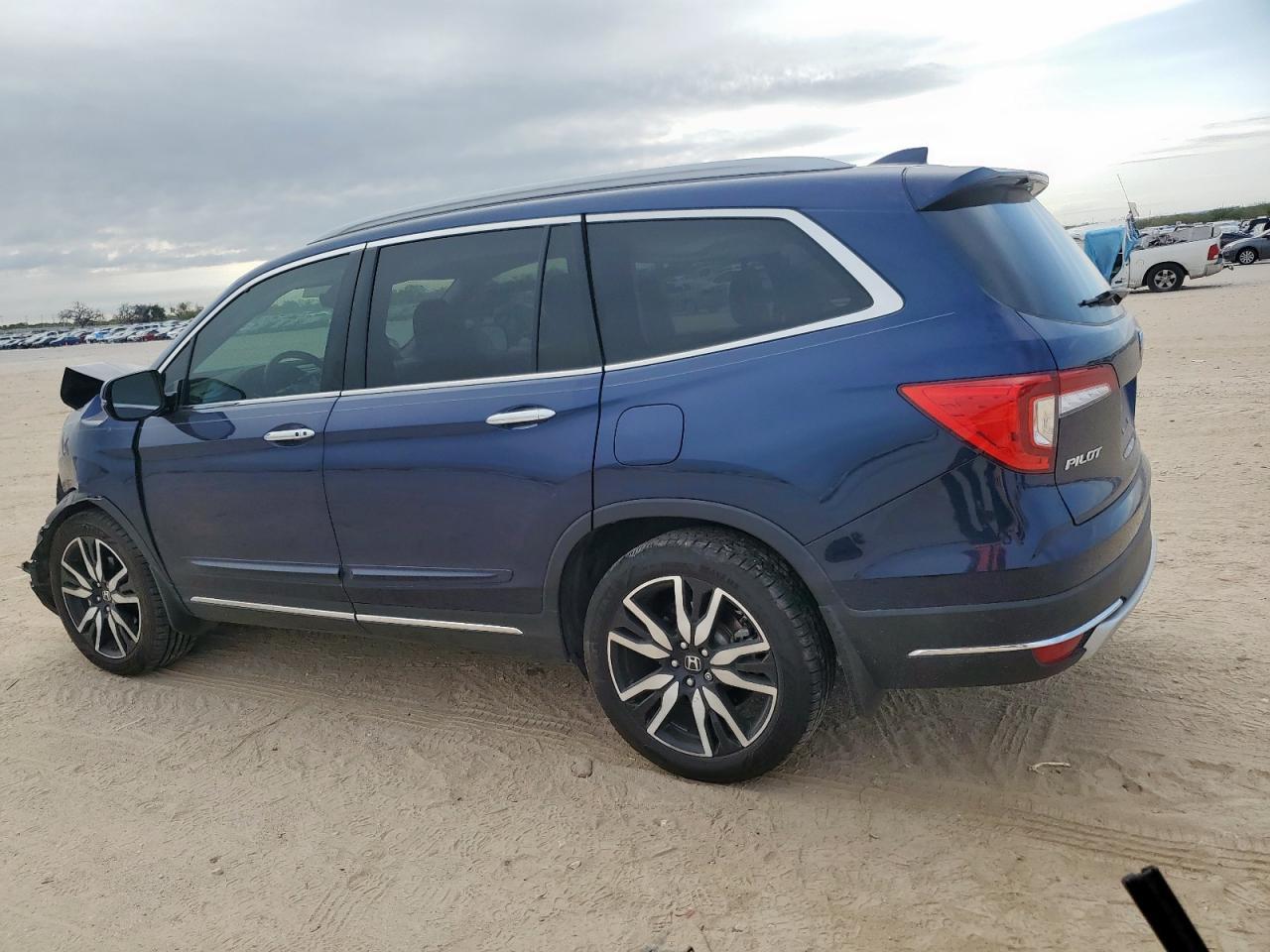 2022 HONDA PILOT