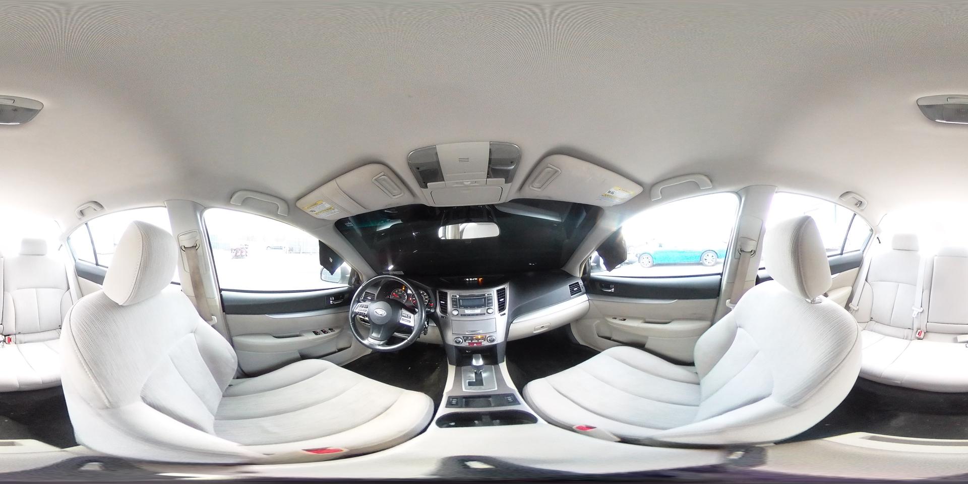 2013 SUBARU Legacy
