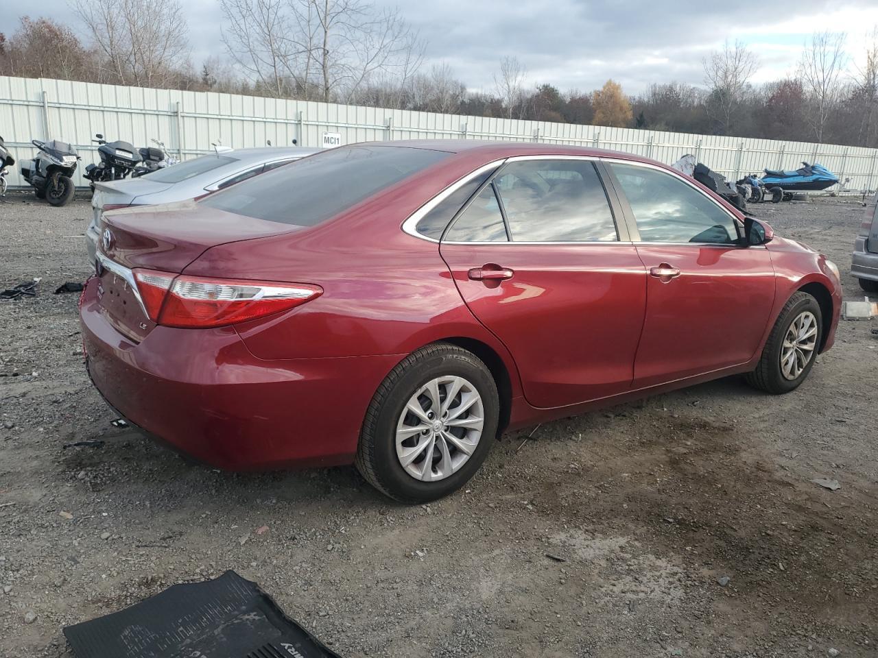 2017 TOYOTA CAMRY