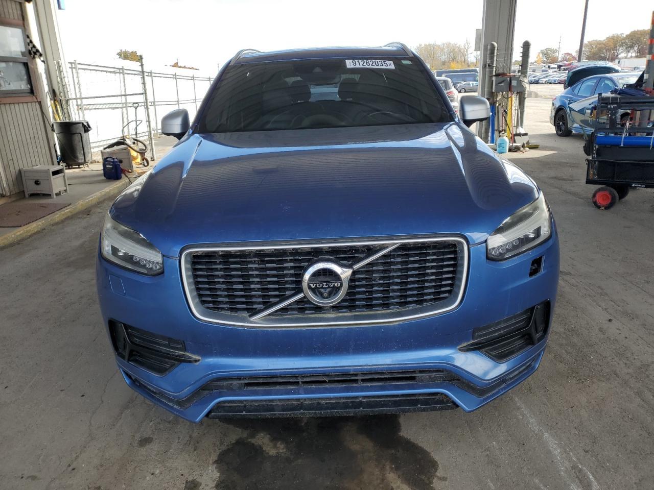 2016 VOLVO XC90