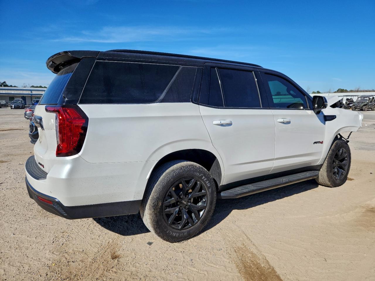 2024 GMC Yukon