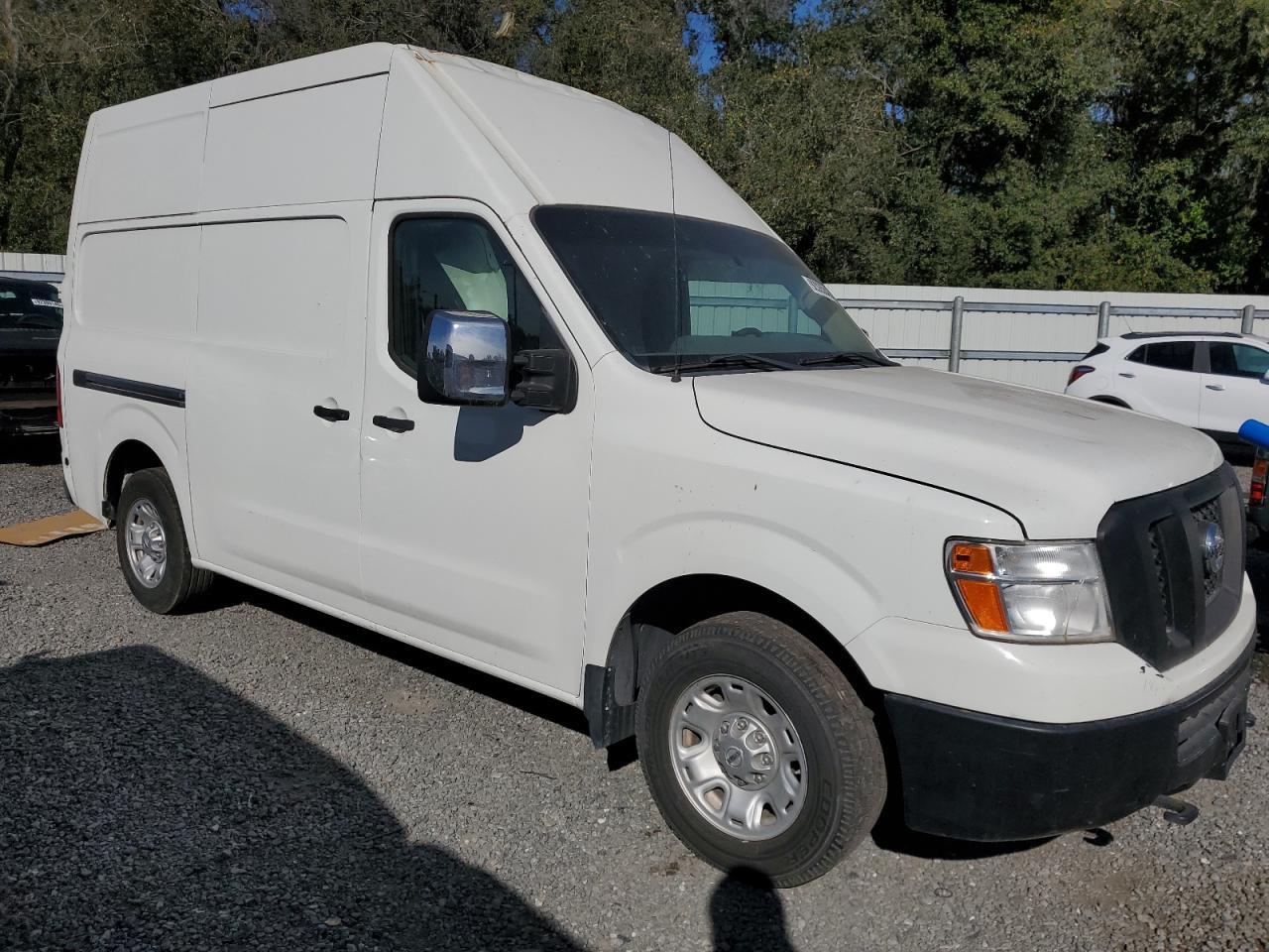 2016 NISSAN NV 2500