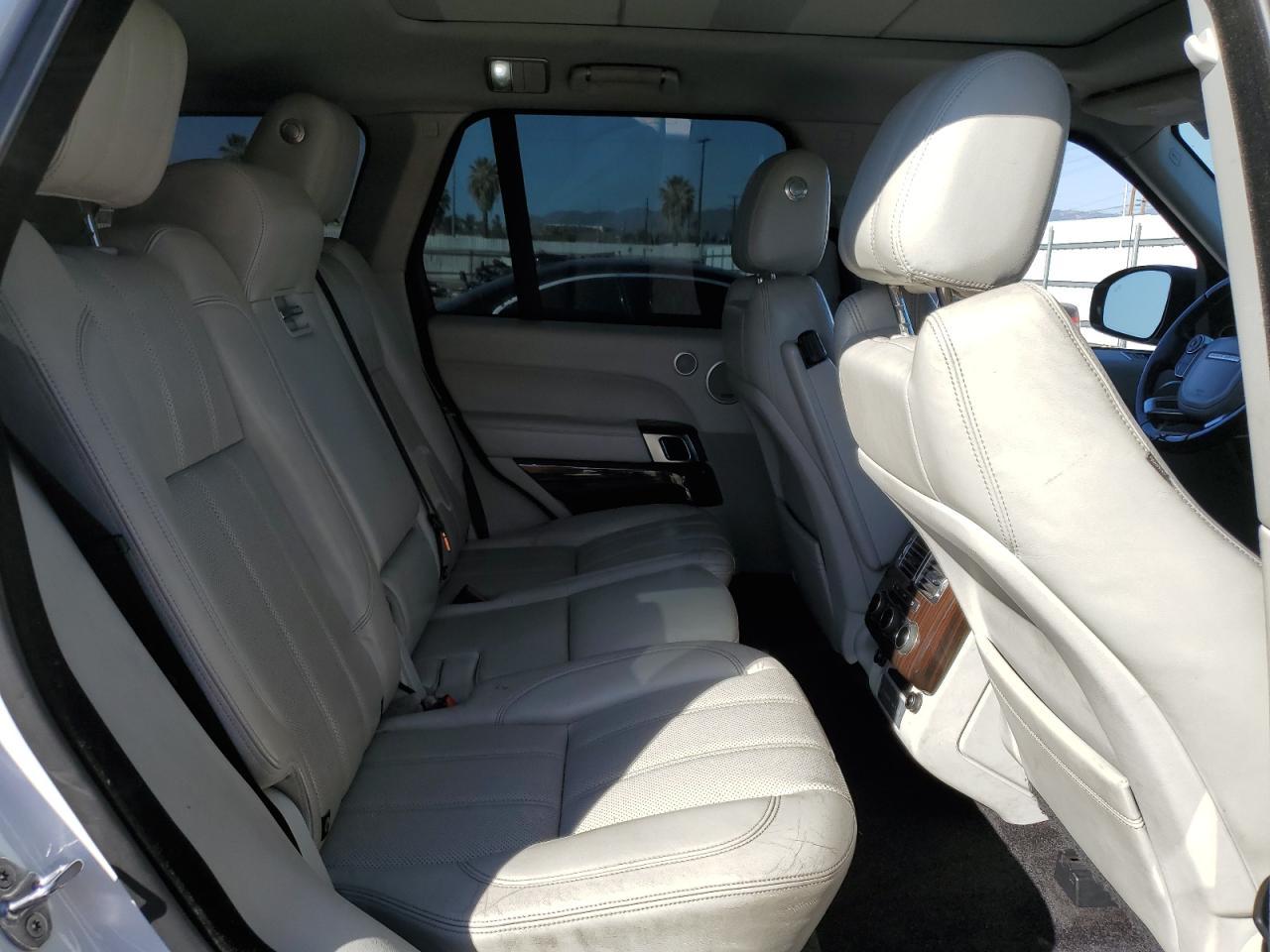 2017 LAND ROVER RANGE ROVER