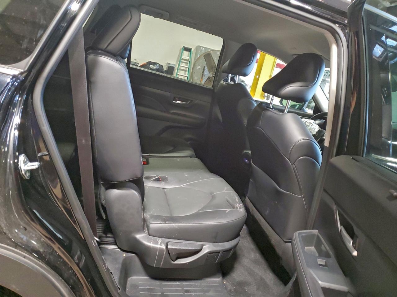 2024 TOYOTA HIGHLANDER