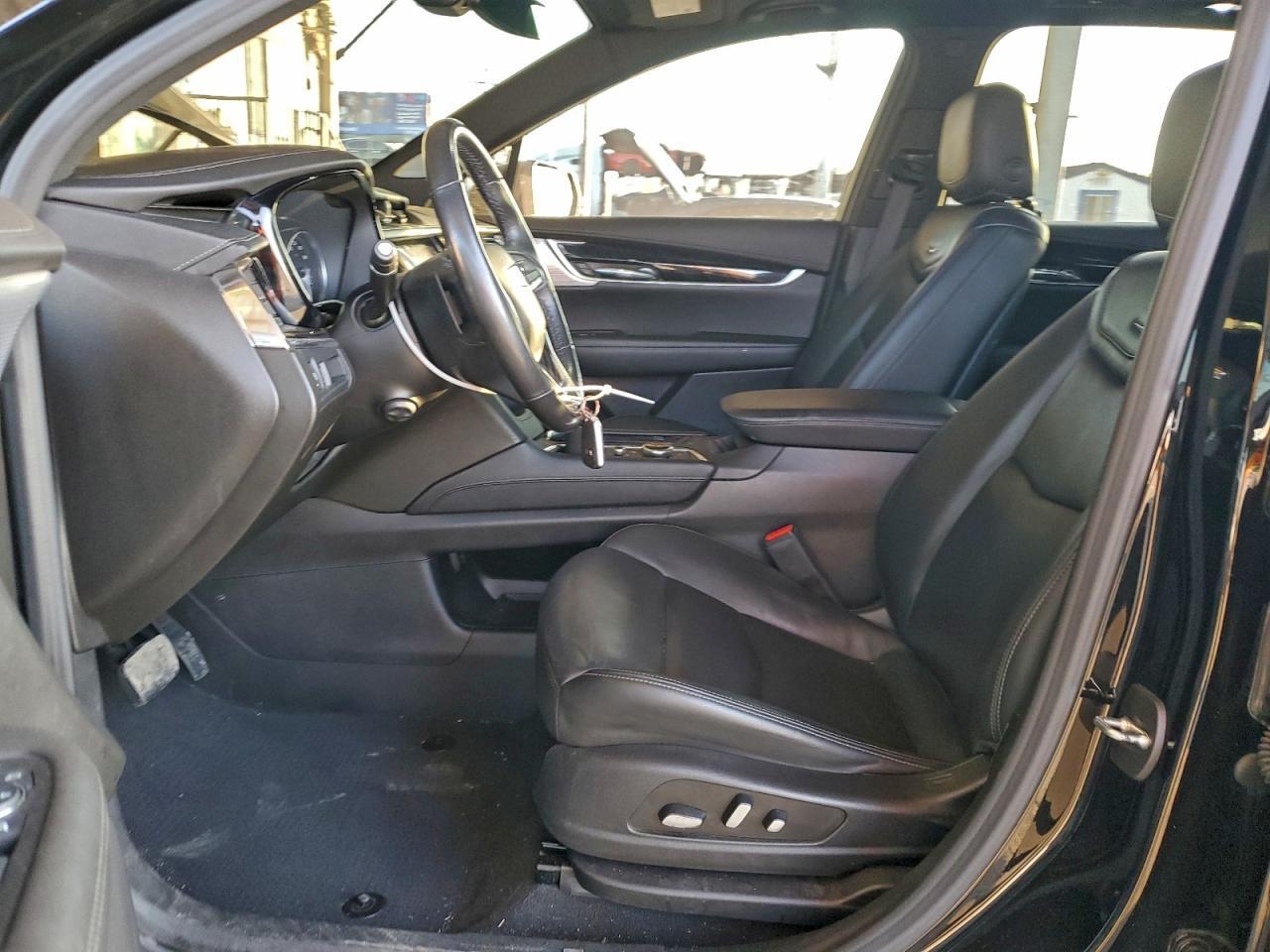 2023 CADILLAC XT6
