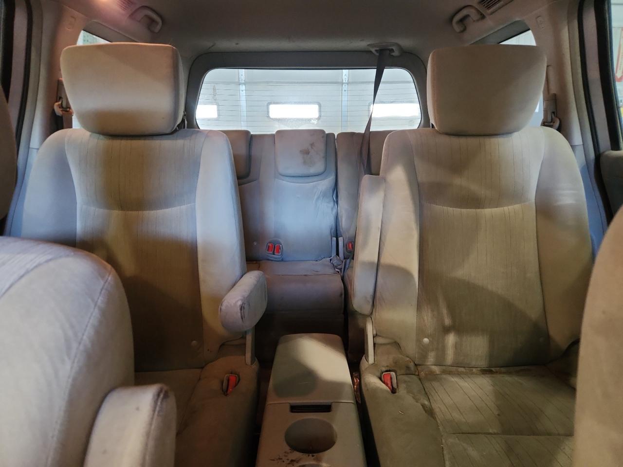2015 NISSAN Quest