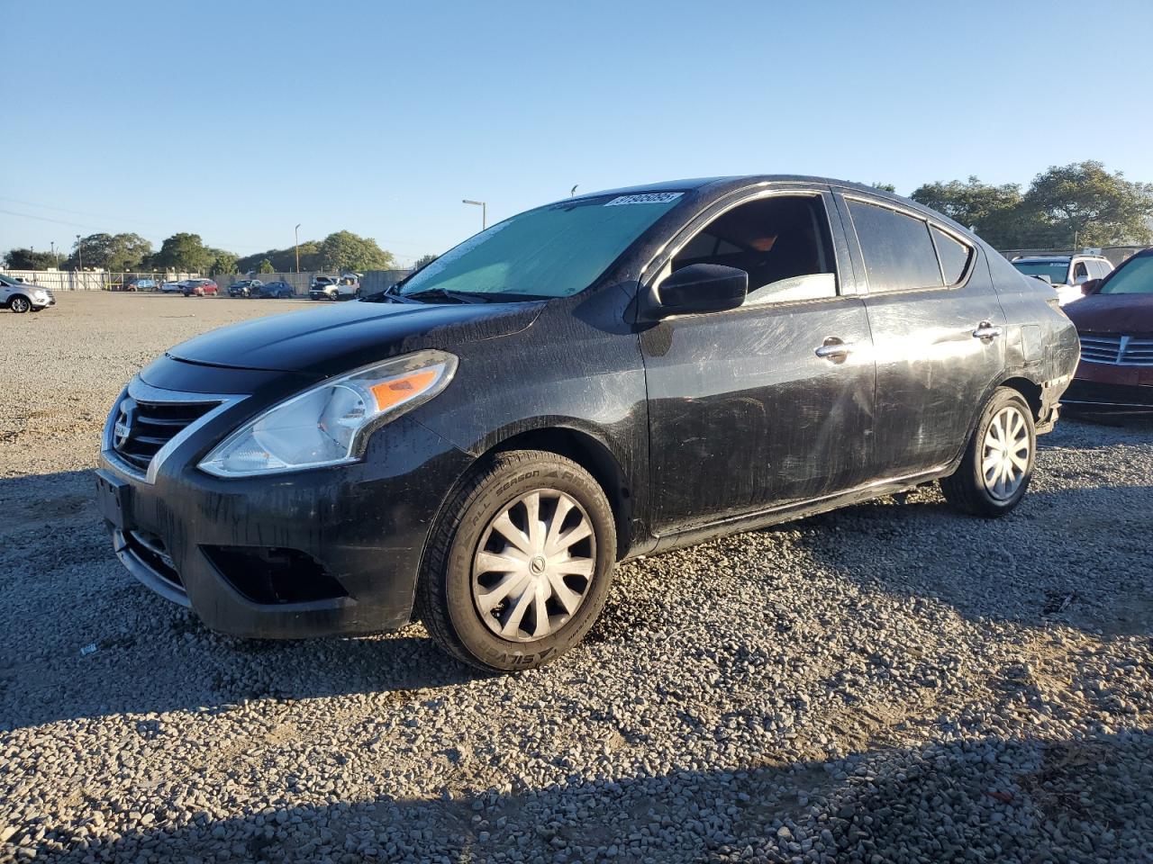 2015 NISSAN VERSA