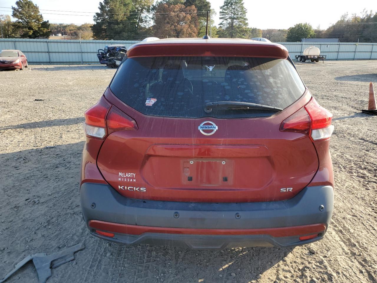 2020 NISSAN KICKS