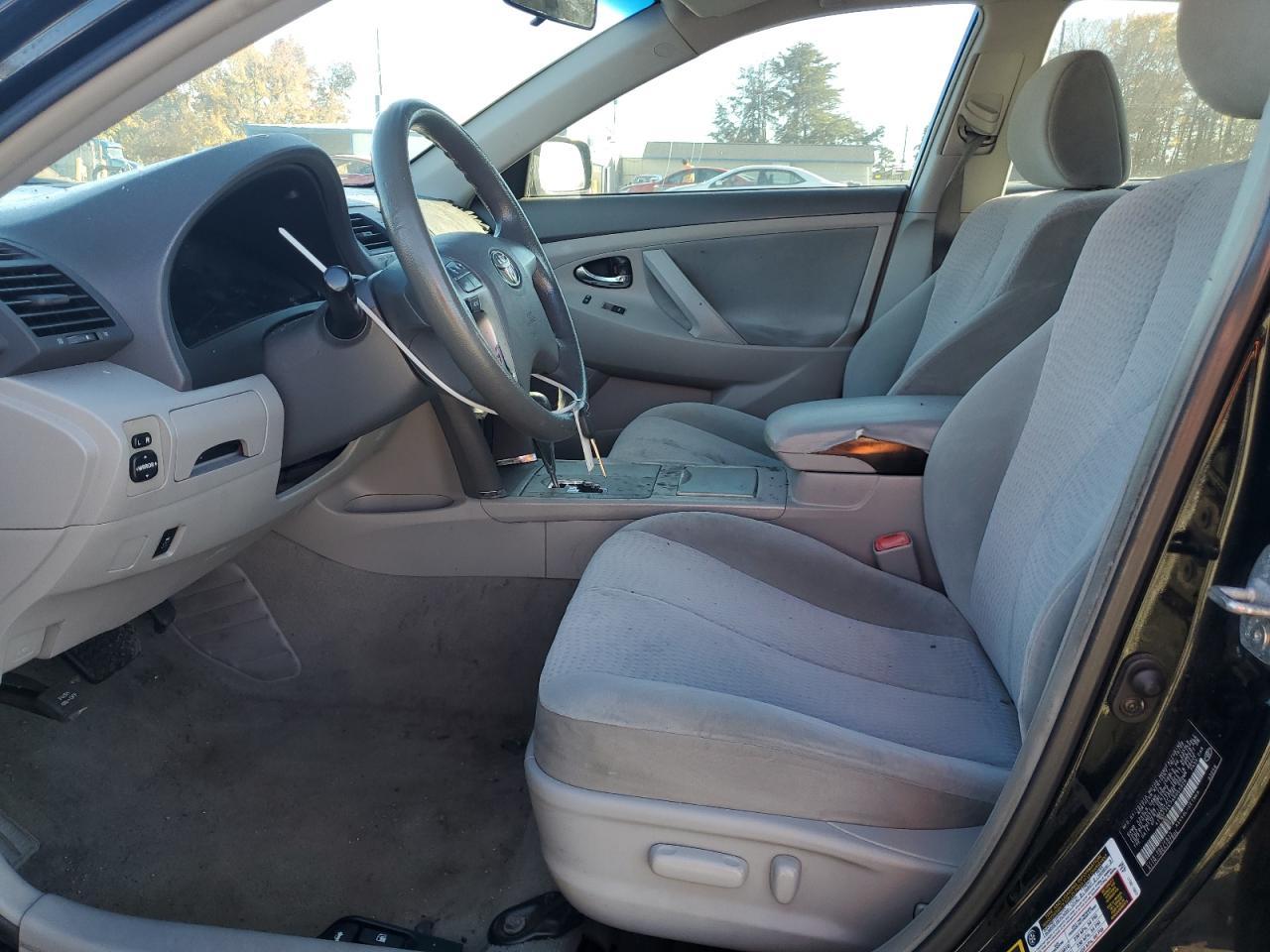 2010 TOYOTA CAMRY