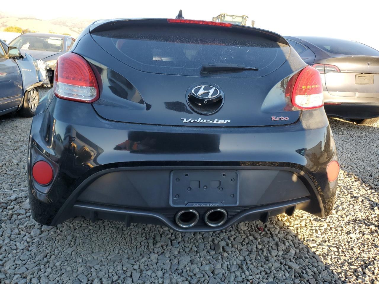2016 HYUNDAI VELOSTER