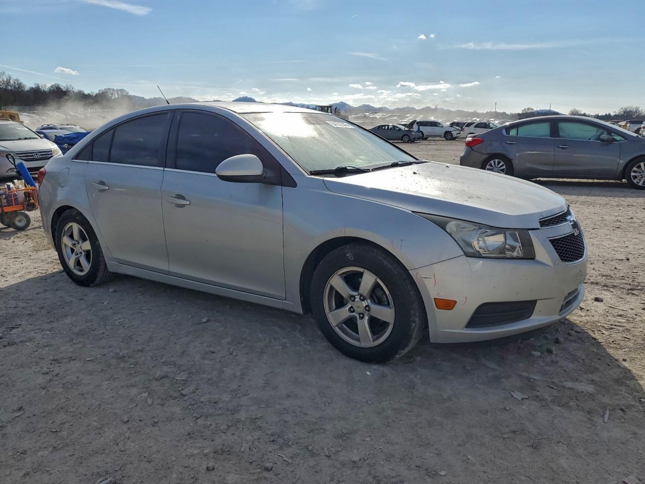 2011 CHEVROLET CRUZE