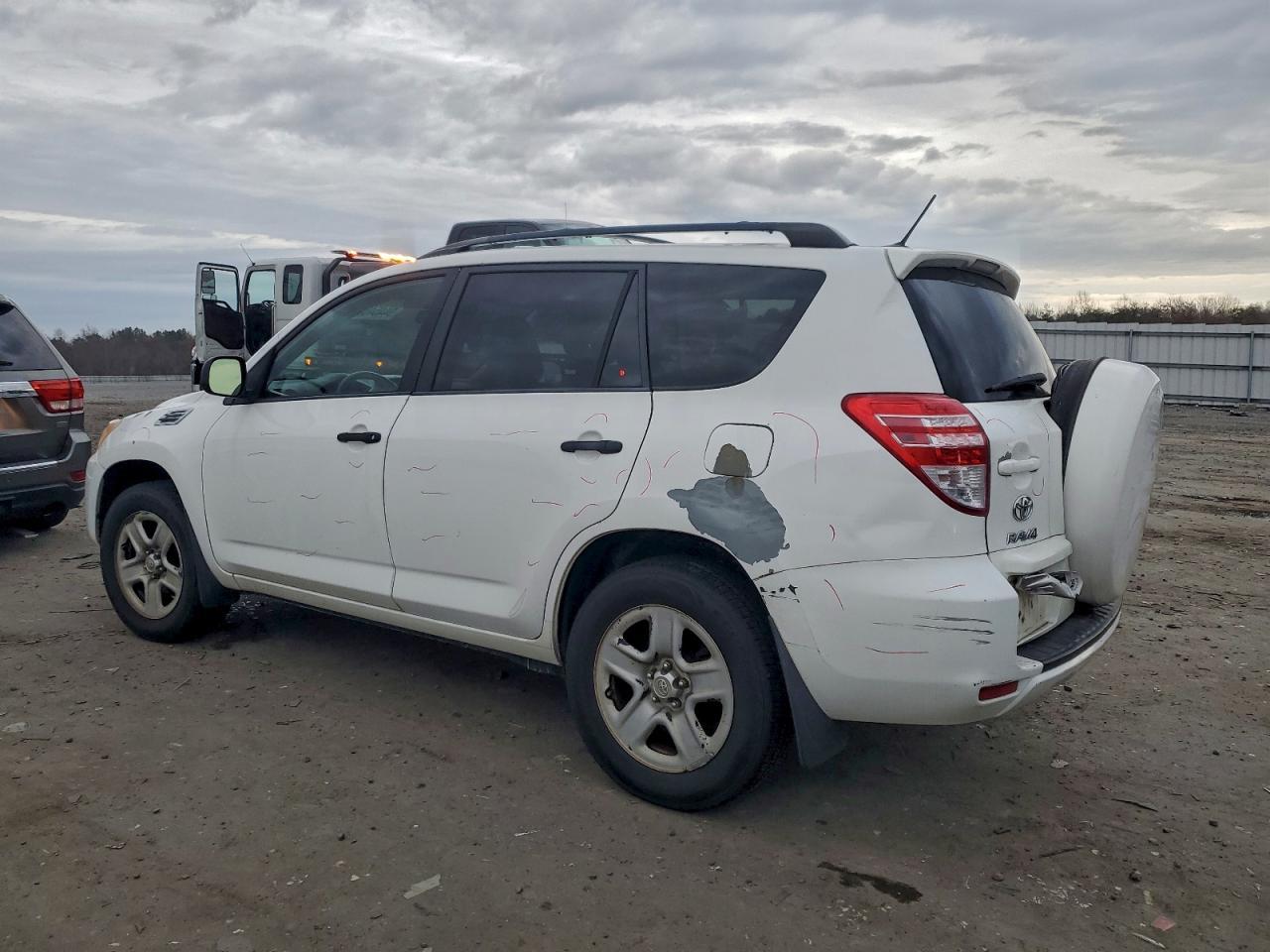 2011 TOYOTA RAV4