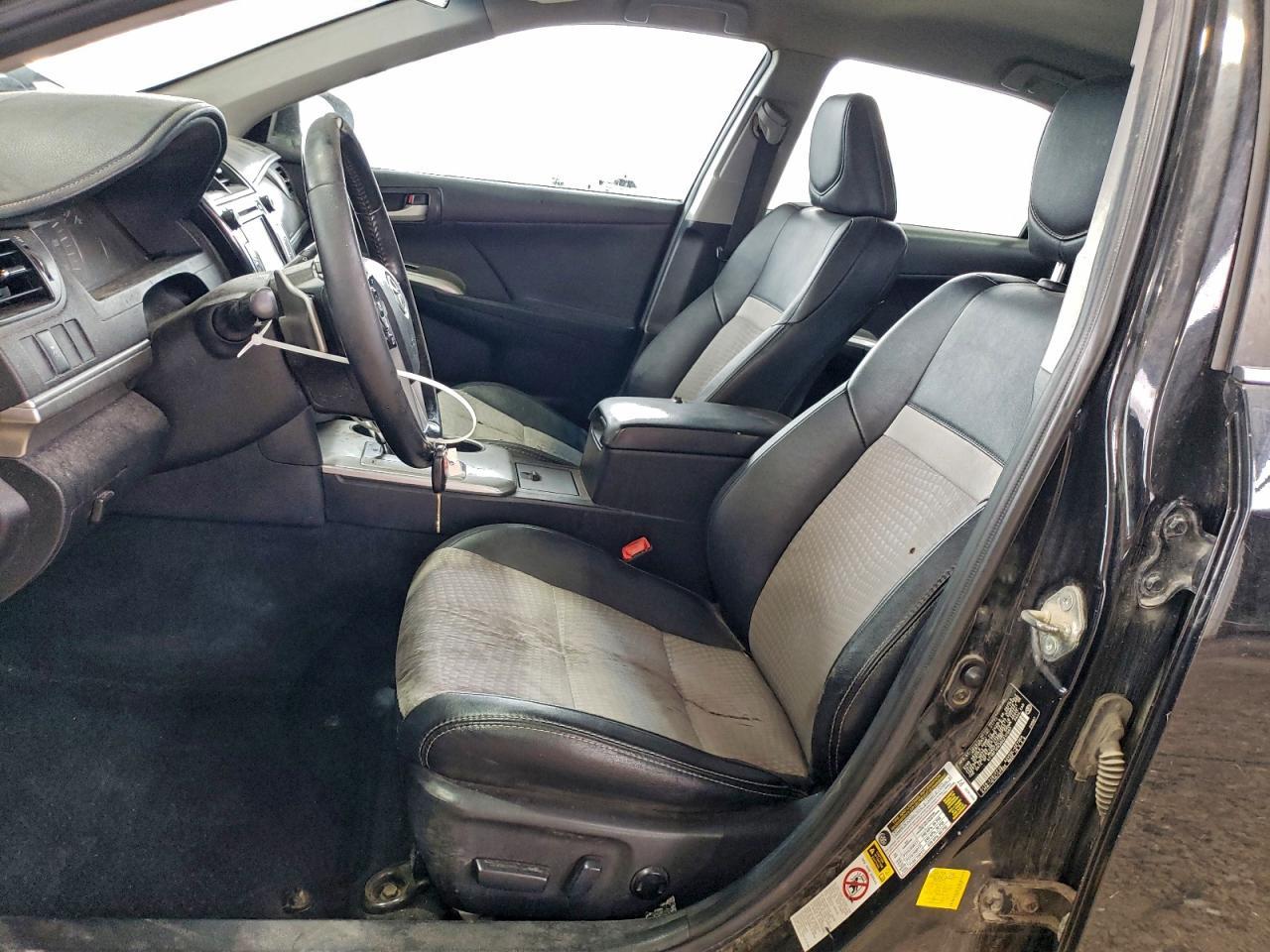 2013 TOYOTA CAMRY