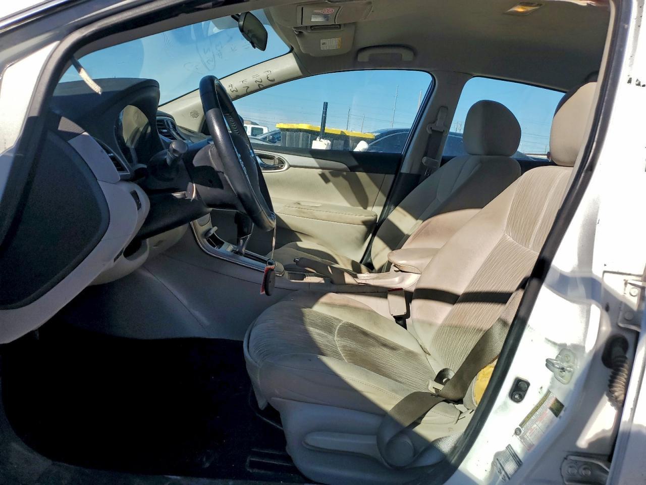 2015 NISSAN SENTRA