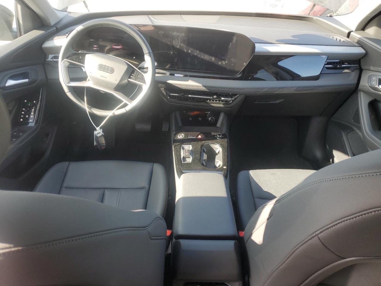 2025 AUDI Q6 e-tron