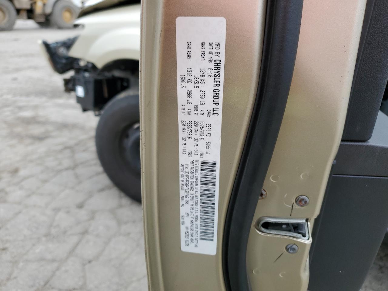 2010 DODGE JOURNEY