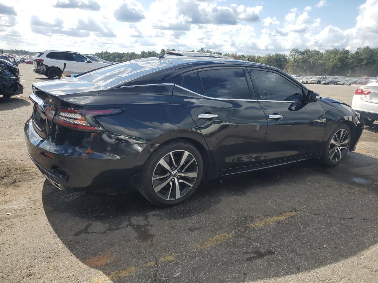 2019 NISSAN Maxima