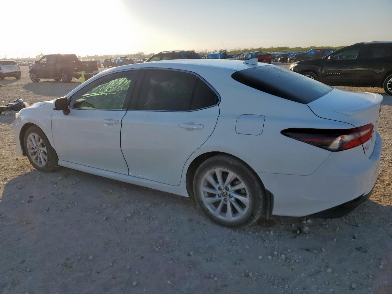 2024 TOYOTA CAMRY