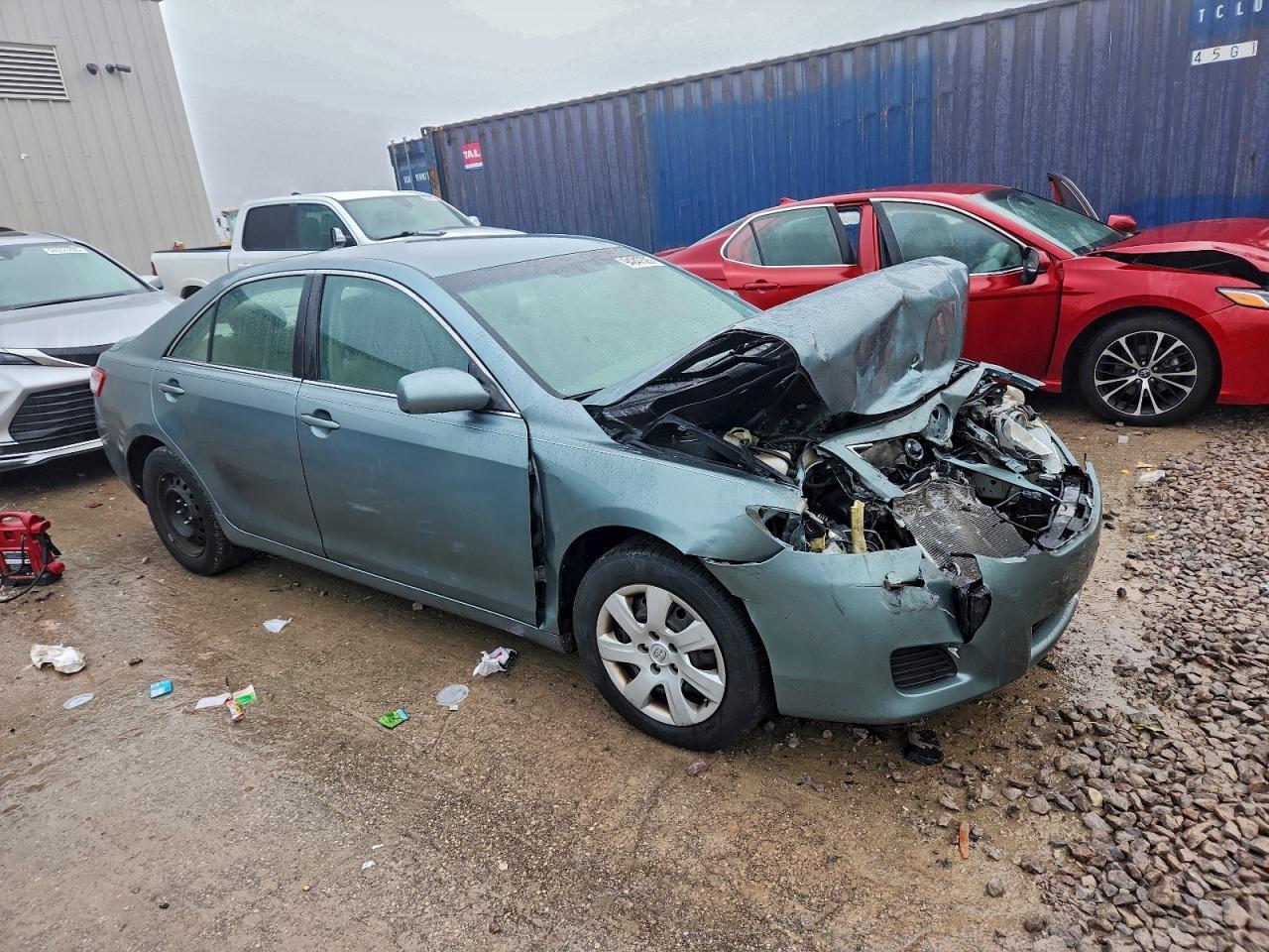 2010 TOYOTA CAMRY