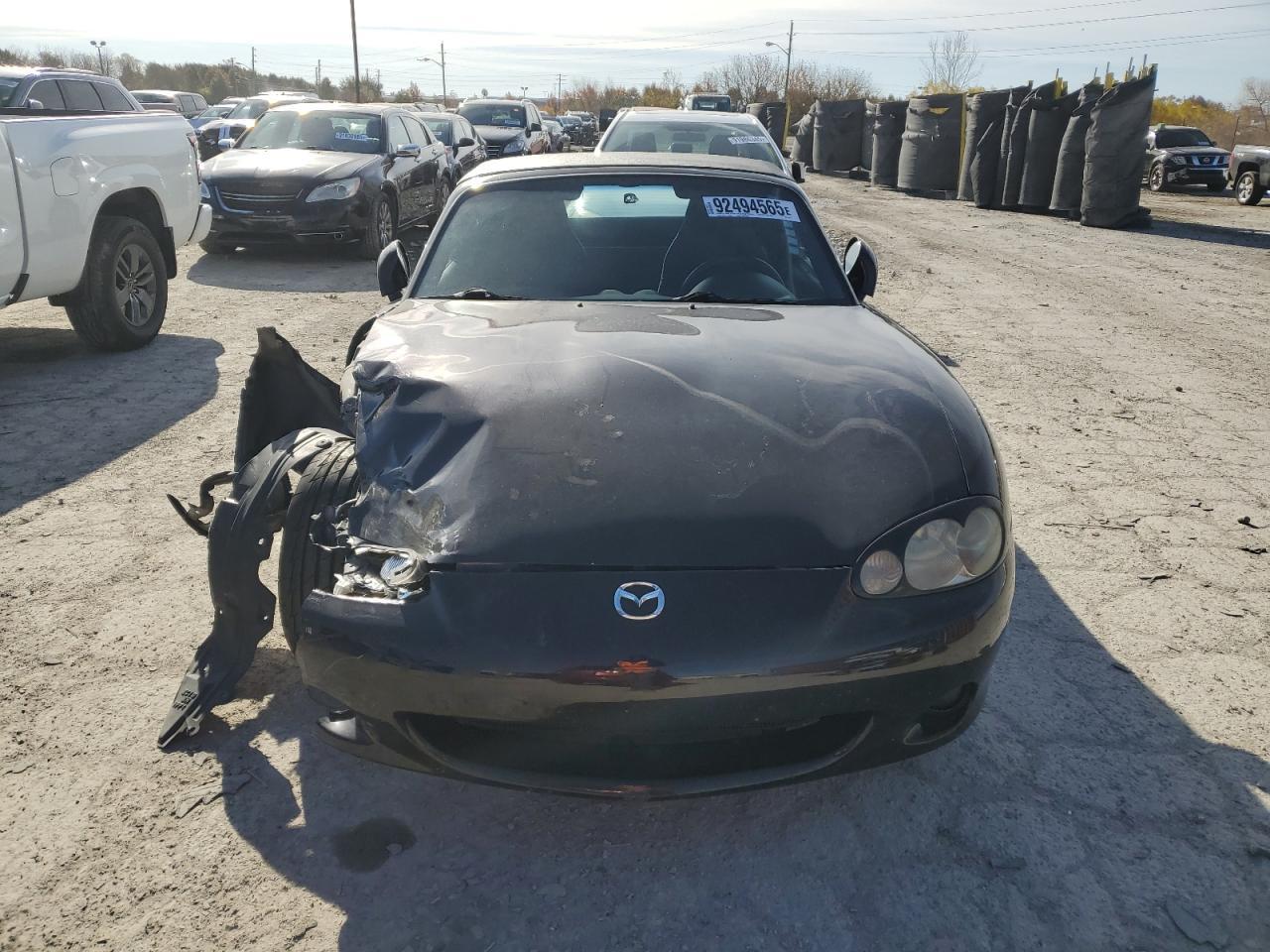 2005 MAZDA MX-5 Miata