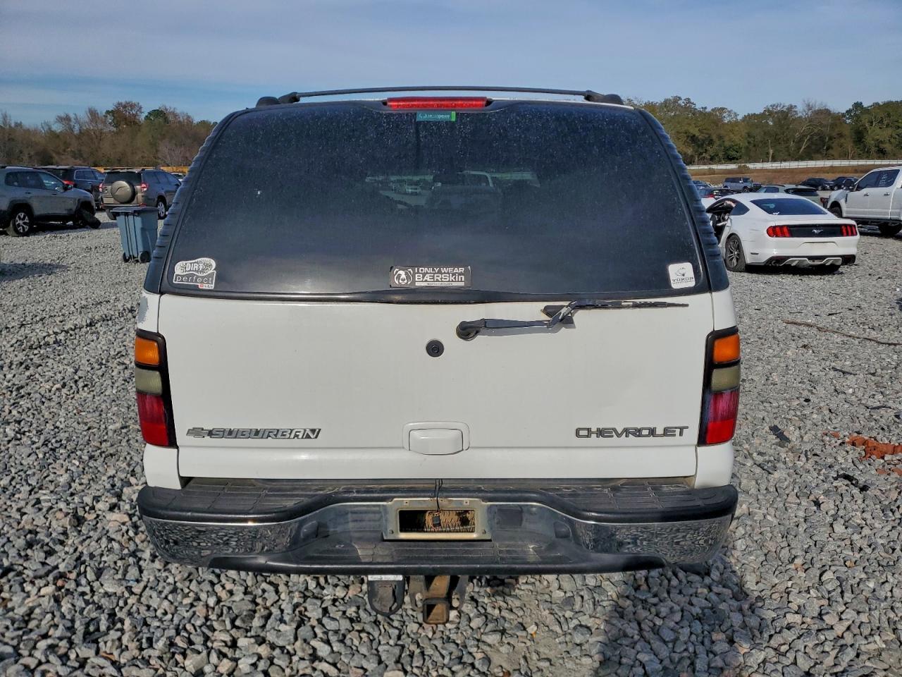 2004 CHEVROLET Suburban