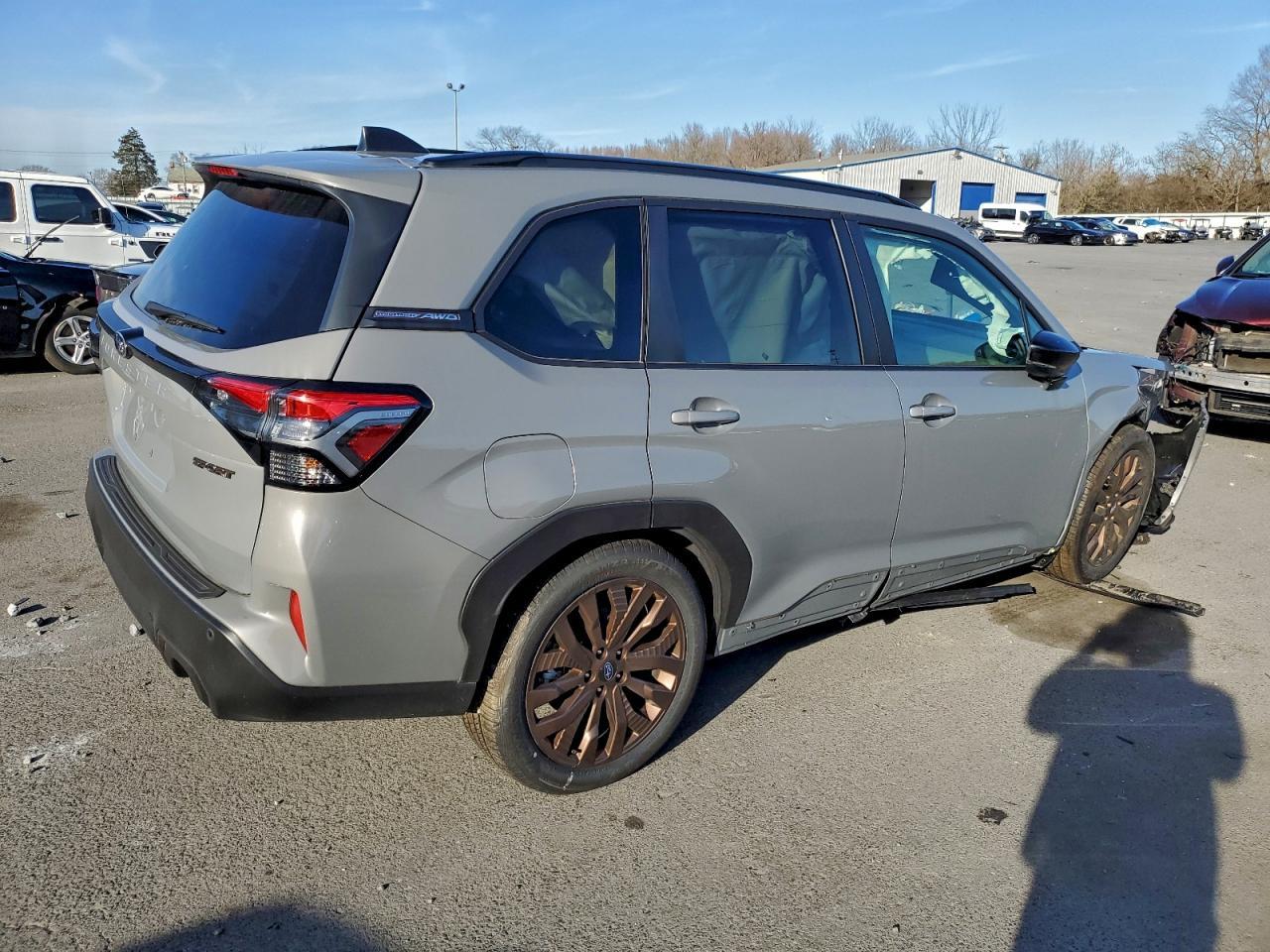 2025 SUBARU FORESTER