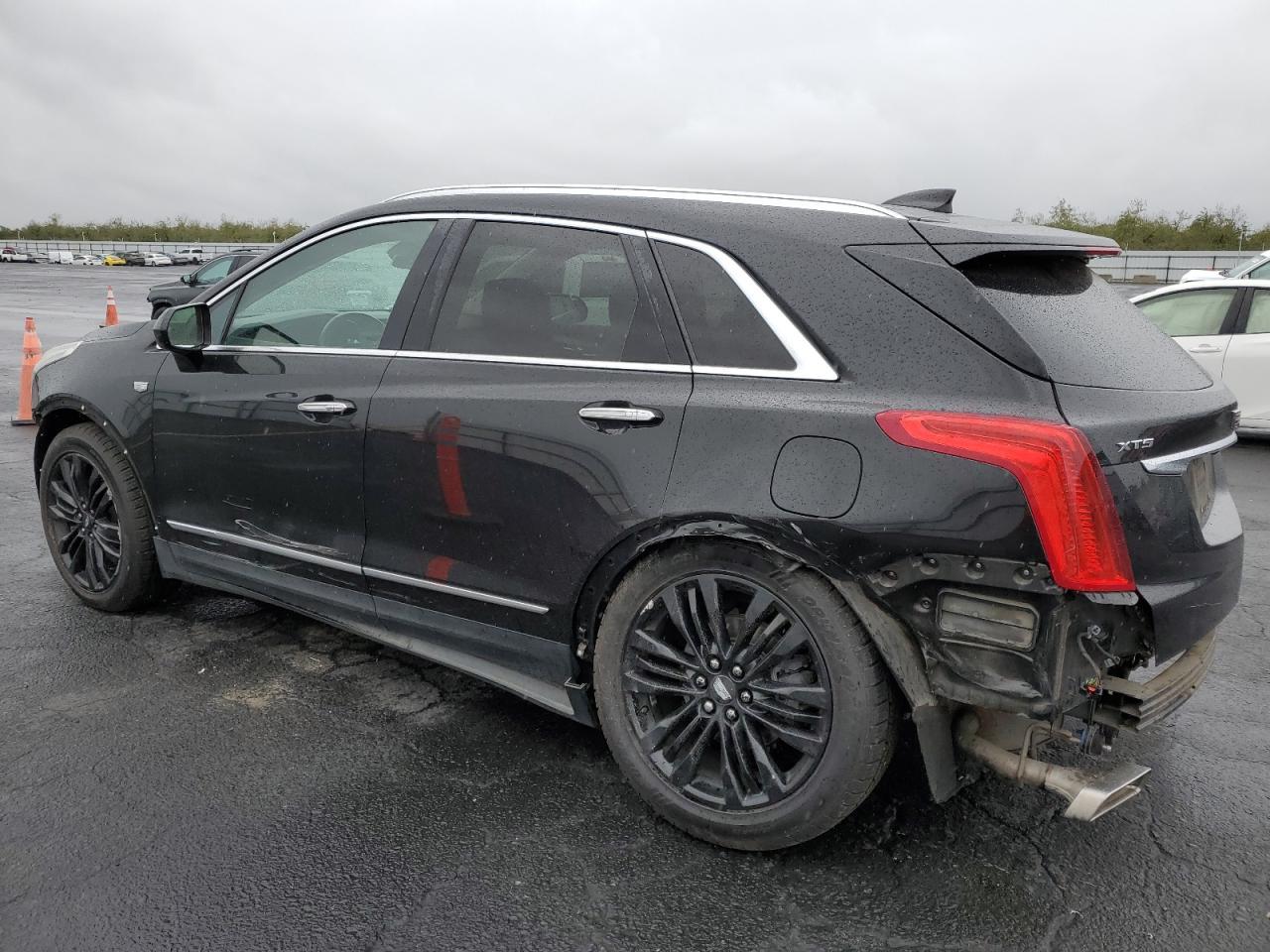 2017 CADILLAC XT5