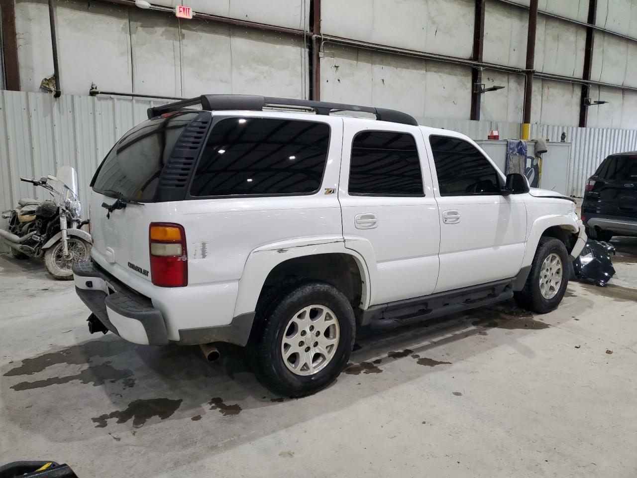 2003 CHEVROLET Tahoe