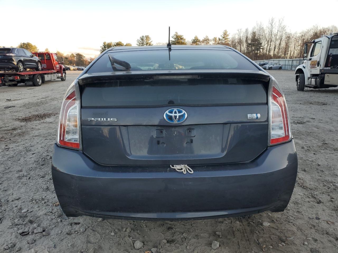 2013 TOYOTA PRIUS