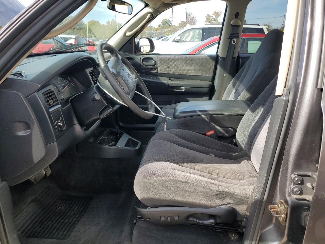 2004 DODGE Dakota