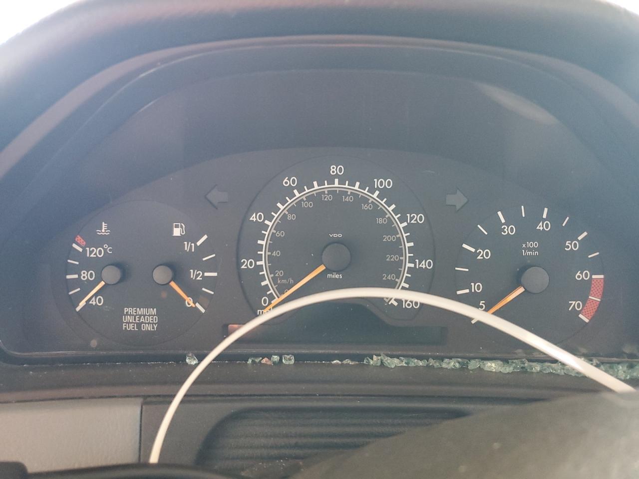 1998 MERCEDES-BENZ E-Class
