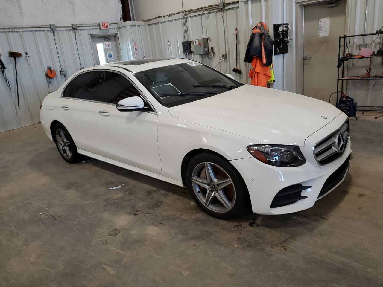 2017 MERCEDES-BENZ E-Class