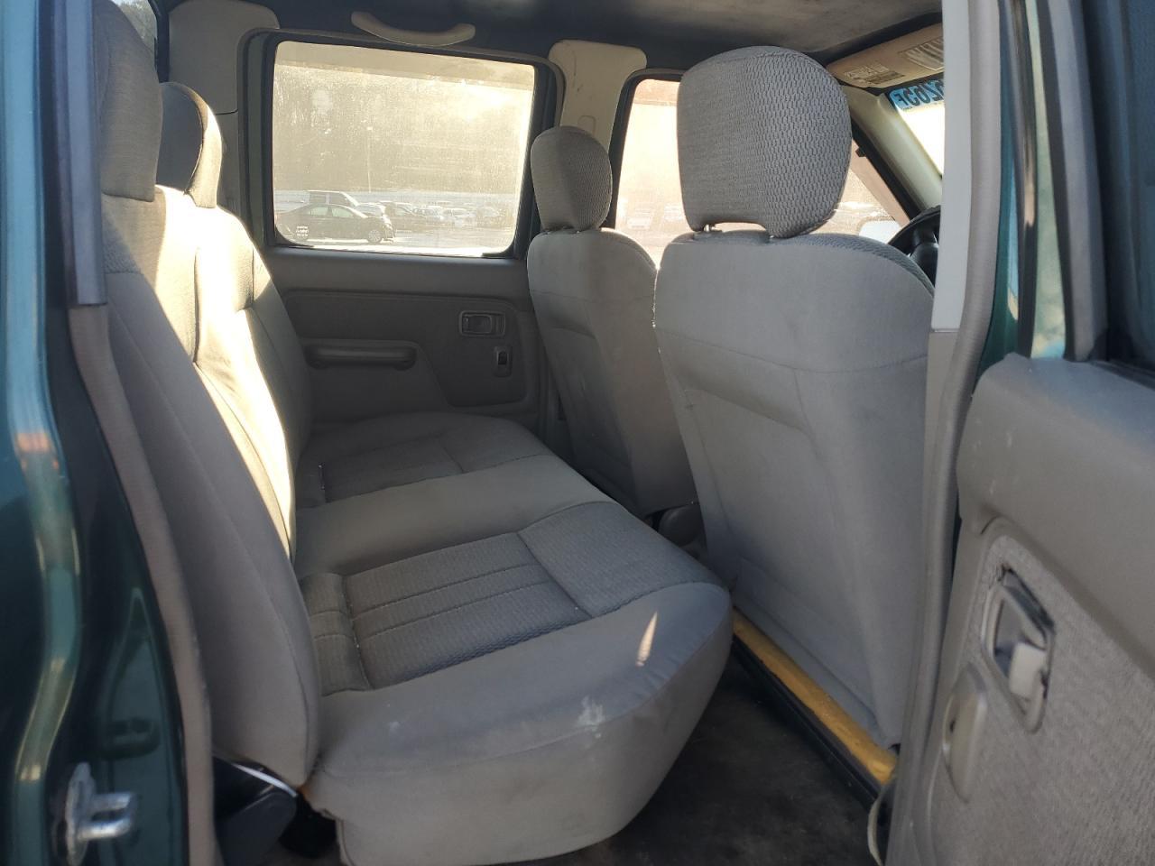 2001 NISSAN Frontier