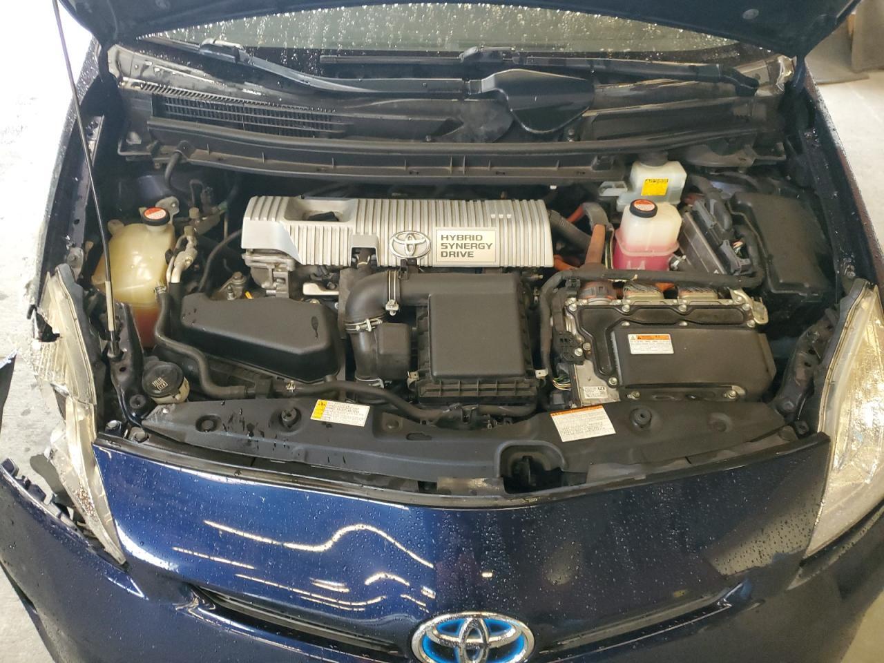 2015 TOYOTA PRIUS