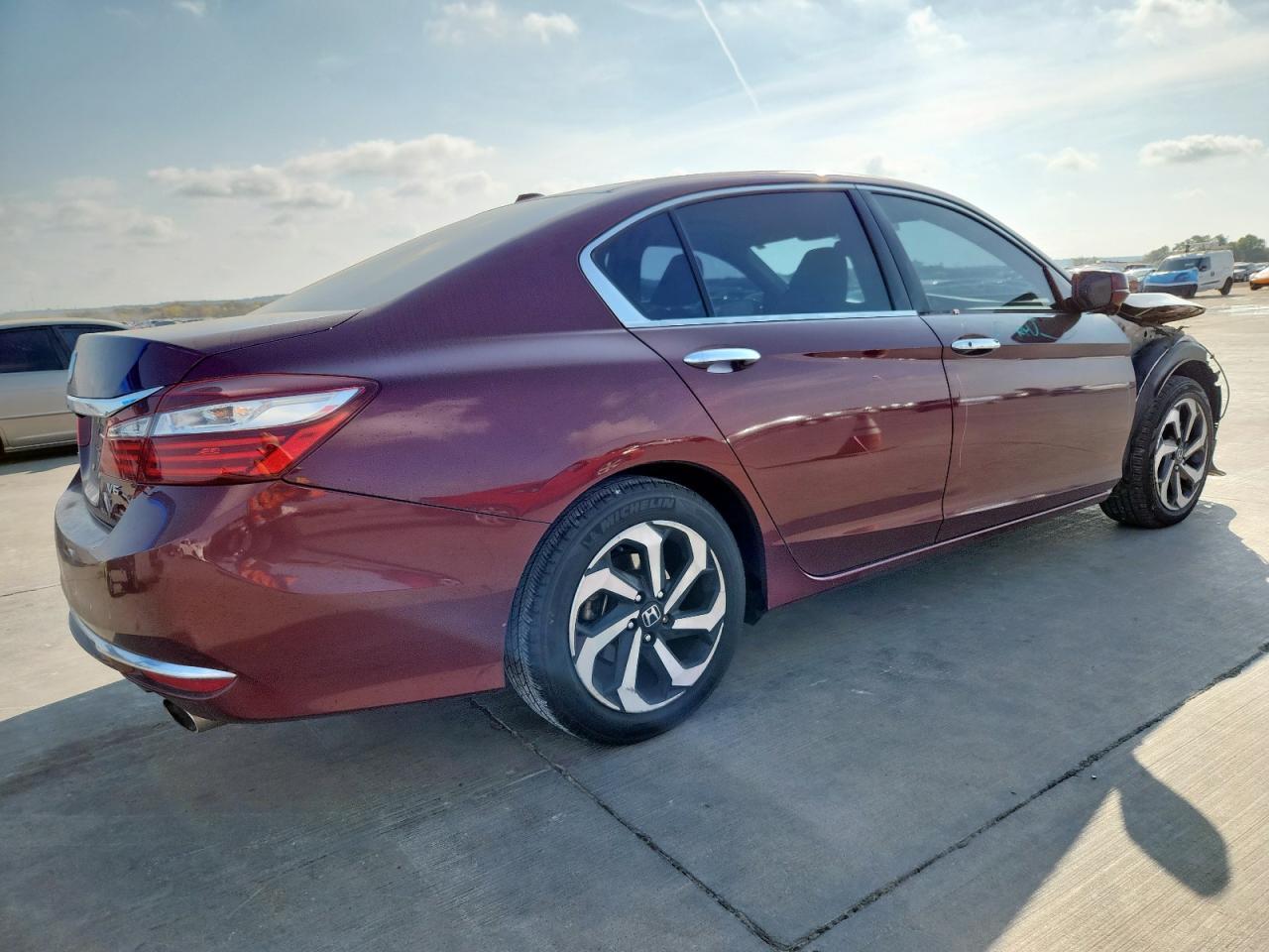2016 HONDA ACCORD