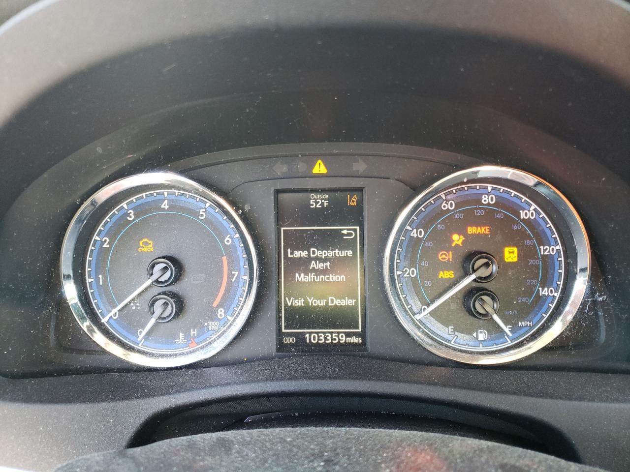 2018 TOYOTA COROLLA