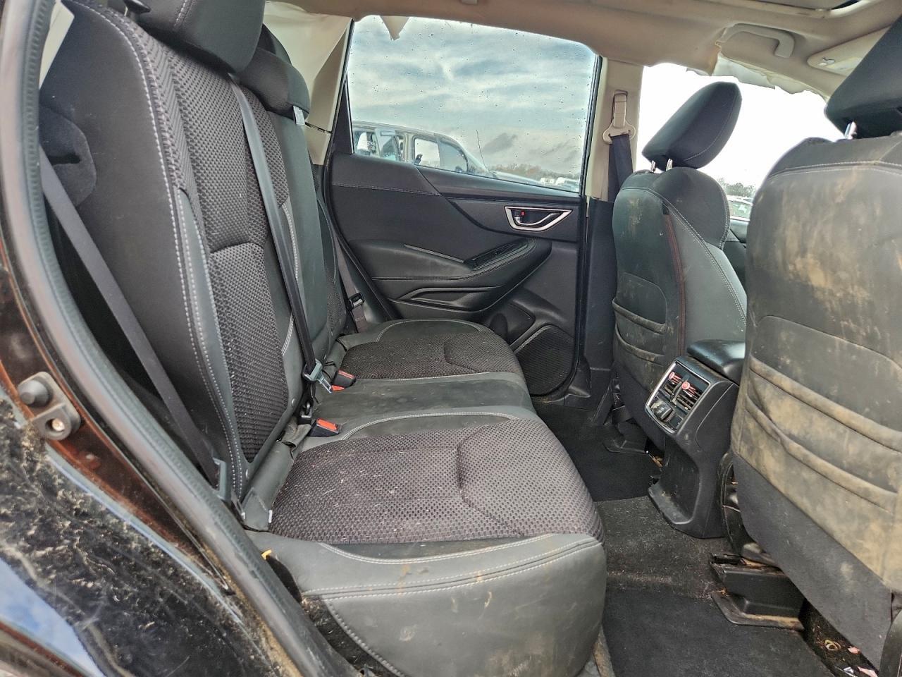 2021 SUBARU FORESTER